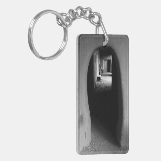 Adobe Passageway: foto zwart-wit Sleutelhanger (Voorkant Links)