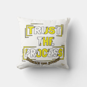 ADOM "Vertrouw het Proces" Dames Grafische T-Shirt Kussen