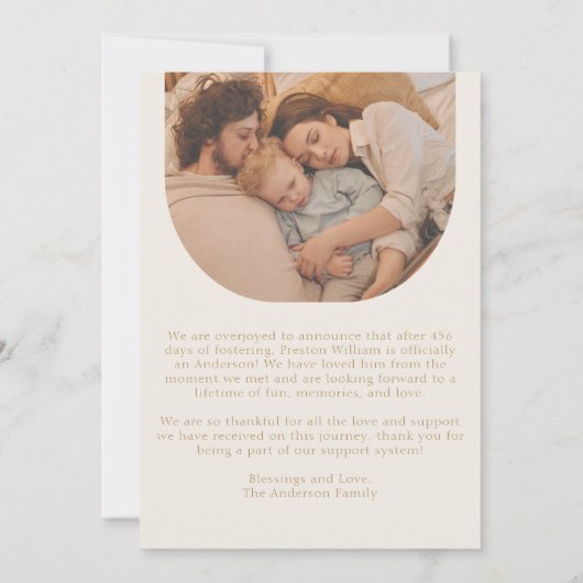 Adoptie Aankondiging Crème Goud Moderne Boog Foto (Achterkant)