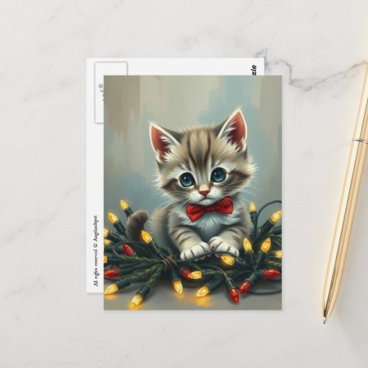 Adorable and Cute Christmas Kitten With Lights Briefkaart (Voorkant / Achterkant in situ)