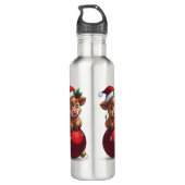 adorable baby highland cow sitting waterfles  (Achterkant)