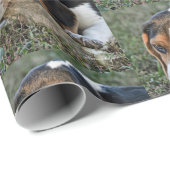 Adorable Beagle Chewing A Bone Cadeaupapier (Rol Hoek)
