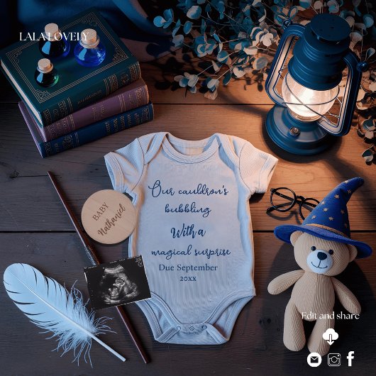 Adorable  Halloween  pregnancy announcement Kaart