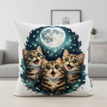 Adorable Moon Gazer Kittens - Sparkling Starlight Kussen<br><div class="desc">Bring whimsical charm and cozy comfort to any space with our "Adorable Moon Gazer Kittens" pillow! This enchanting design features three wide-eyed, tabby kittens gazing up in wonder at a luminous full moon, surrounded by a magical sprinkle of twinkling stars. Their happy, expressive faces and vibrant green eyes will melt...</div>