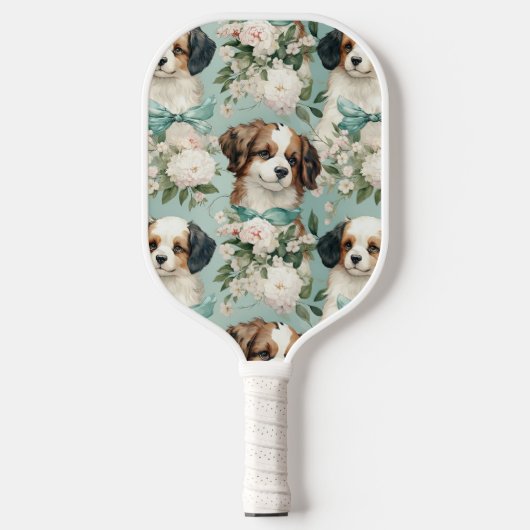 Adorable Puppy on Sage Green Background Pickleball Paddle (Voorkant)