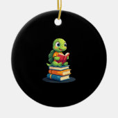 Adorable Turtle Reading Books (1) Keramisch Ornament (Voorkant)