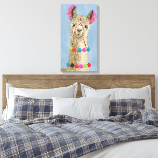 Adorned Llama - Beige Canvas Afdruk (Insitu (Slaapkamer))