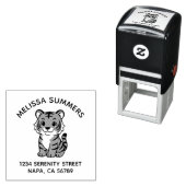 Adres van Cute Tiger Cub Arch Zelfinktende Stempel (In situ)