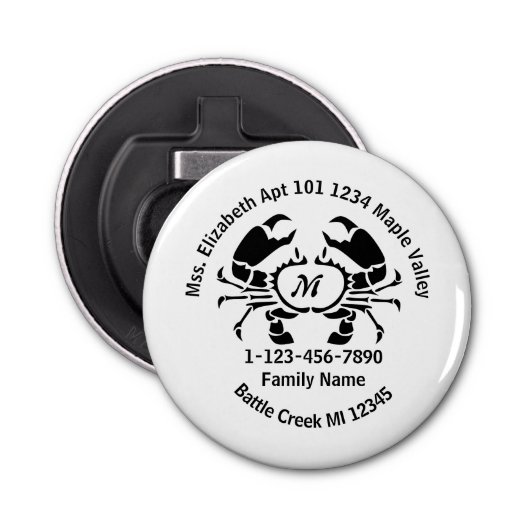 Adres verloren krab monogram button flesopener (Voorkant)