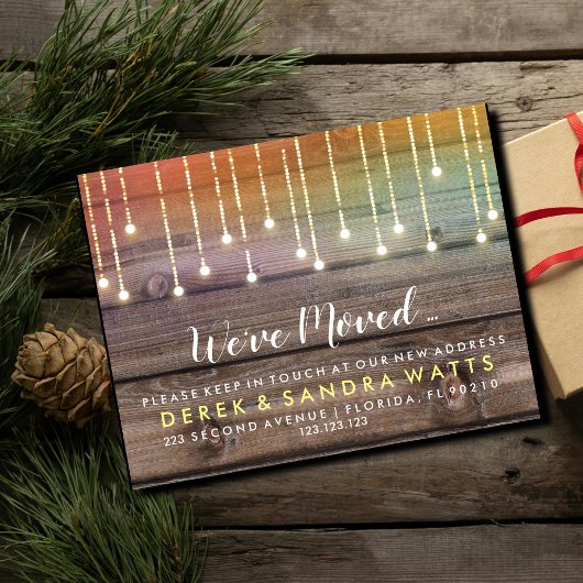 Adreswijziging we hebben verhuisd huis, hout, lich aankondigingskaart