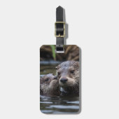 **"Adrift in Love: Mummy en Baby Otter"** Bagagelabel (Voorkant verticaal)