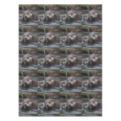 **"Adrift in Love: Mummy en Baby Otter"** Tafelkleed (Voorkant)