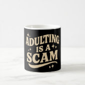 Adulting is a scam koffiemok (Center)