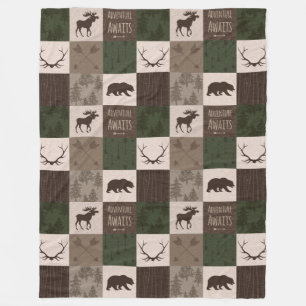 Adventure Await woodland Patchwork - groen/bruin Fleece Deken