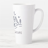 "Adventure Awaits Camping Graphic Latte Mok (Rechts)