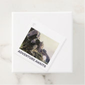 Adventure Awaits. Fantasy landscape Bedankjes Labels (In situ)