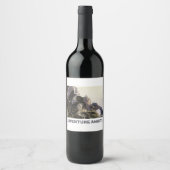 Adventure Awaits. Fantasy landscape Wijn Etiket (Voorkant)