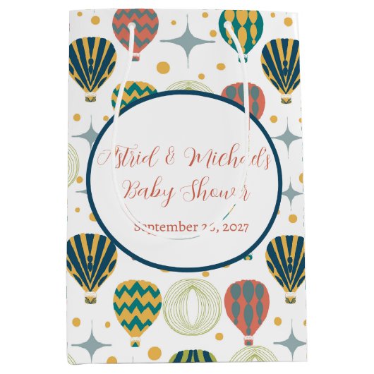 Adventure Awaits Hot Air Ballon Baby shower Medium Cadeauzakje (Voorkant)