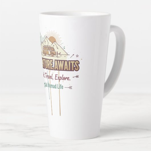 Adventure Awaits  Latte Mok (Rechterhoek)