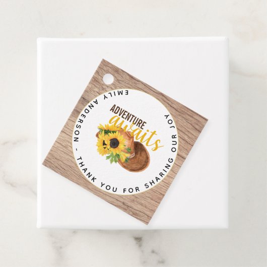 Adventure Awaits Rustic Sunflower Baby shower Bedankjes Labels (In situ)