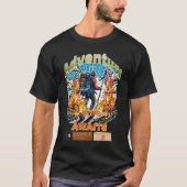 Adventure Awaits T-shirt Outdoor Natuur Lover (Voorkant)