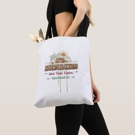 Adventure Awaits  Tote Bag (Dichtbij)