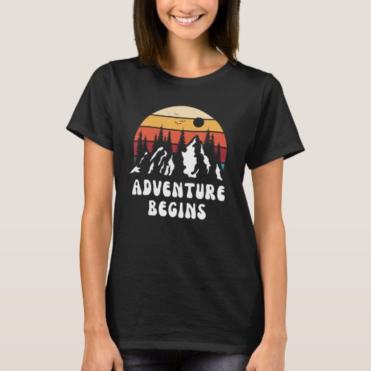 Adventure Begins Mountain Nature Hiking Travel Roa T-shirt (Voorkant)