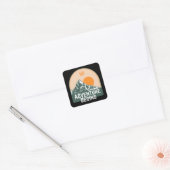 Adventure begint vierkante sticker (Envelop)