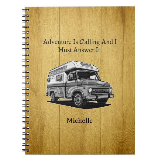 Adventure Is Calling I Must Answer Explore Outdoor Notitieboek (Voorkant)