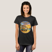 Adventure Life Retro Hippie Beach Sunset Graphic T-shirt (Voorkant volledig)