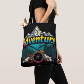 Adventure Mountain – Outdoor Hiking Nature Design  Tote Bag (Dichtbij)