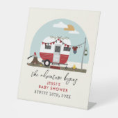 Adventure Red Camper Lumberjack Baby shower Reclamebord Met Voetstuk (Voorkant)