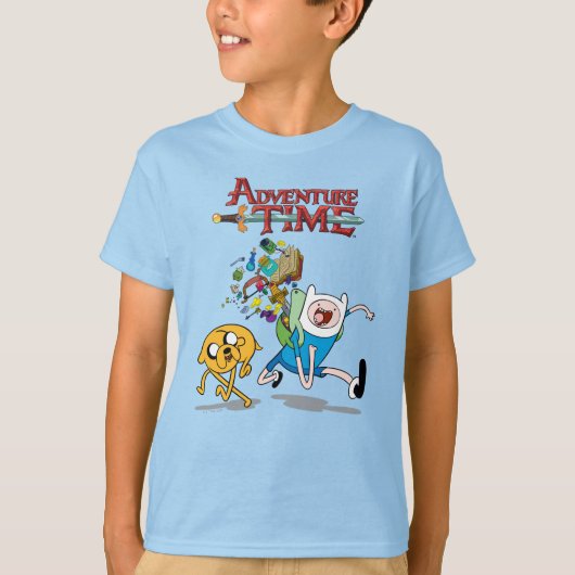 Adventure-tijd | Finn's rugzak, avontuurlijk tandw T-shirt (Voorkant)