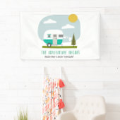 Adventure Turquoise Retro Camper Boy Baby shower Spandoek (Insitu)