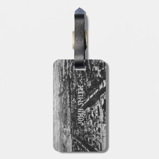 Adventure wacht op lokaal reizen bagagelabel (Achterkant verticaal)