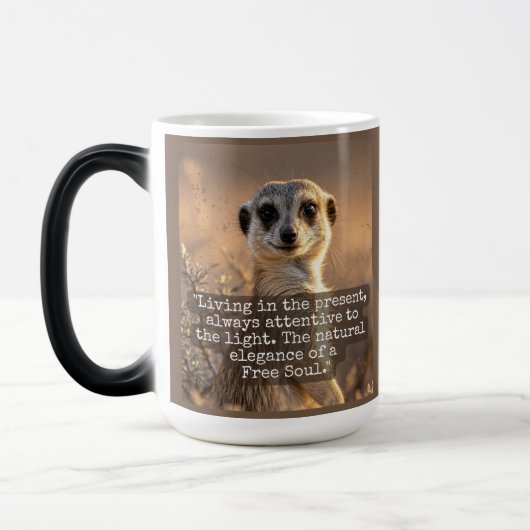 Adventurous Meerkat Living Magische Mok (Links)