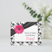 Advies van het afstuderen van roze gerbera daisy d (Staand voorkant)