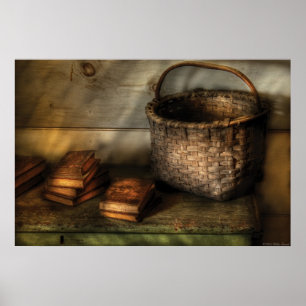 Advocaat - een mand en wat boeken poster