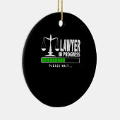 Advocaat in behandeling keramisch ornament (Rechts)