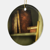 Advocaat - In de bibliotheek Keramisch Ornament (Links)