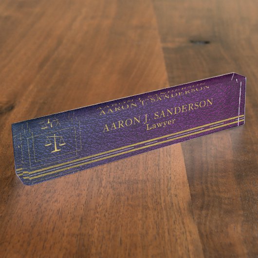 Advocaat kantoor elegant goudkleurig paarse leder naambordje (Zijkant)