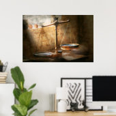 Advocaat - Schaal - Evenwichtige wetgeving Poster (Thuiskantoor)