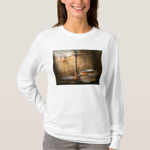 Advocaat - Weegschaal - Evenwichtige wet T-shirt