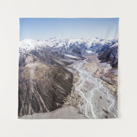 AERIAL VIEW OF MOUNTAIN RANGES WANDKLEED (Voorkant)