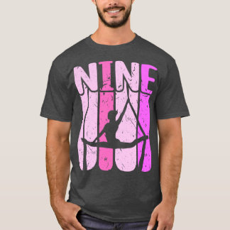 Aerialist 9de verjaardag van de luchtzijde Yoga T-shirt