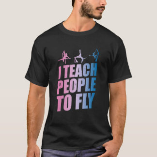Aerialist Instructeur  Aerial Yoga Docent  Zijde A T-shirt