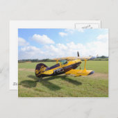 Aerobatic bi-Plane on Field Briefkaart (Voorkant / Achterkant)