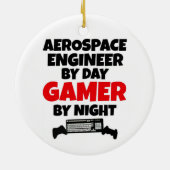 Aerospace Engineer tegen dag gamer bij nacht Keramisch Ornament (Achterkant)