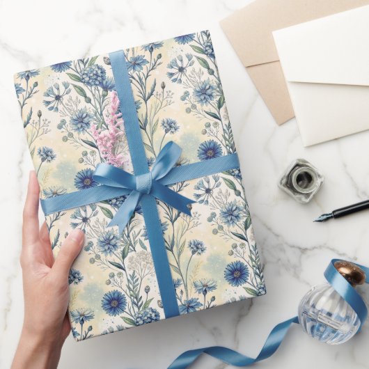 Aesthetic Blue Wildflowers Cadeaupapier (Geschenken)
