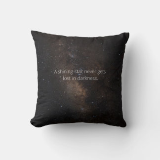Aesthetic Pillow – Minimalist & Cozy Home Decor Kussen